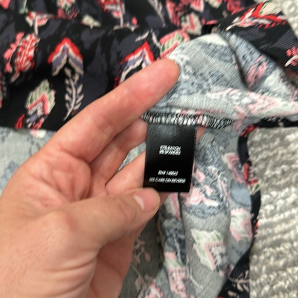 Nwt Torrid tank  top - Picture 4 of 5